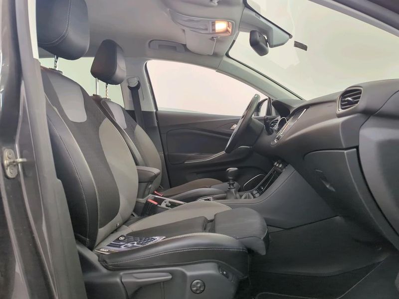 Opel Grandland X 1.2 Turbo Elite — zdjęcie 6