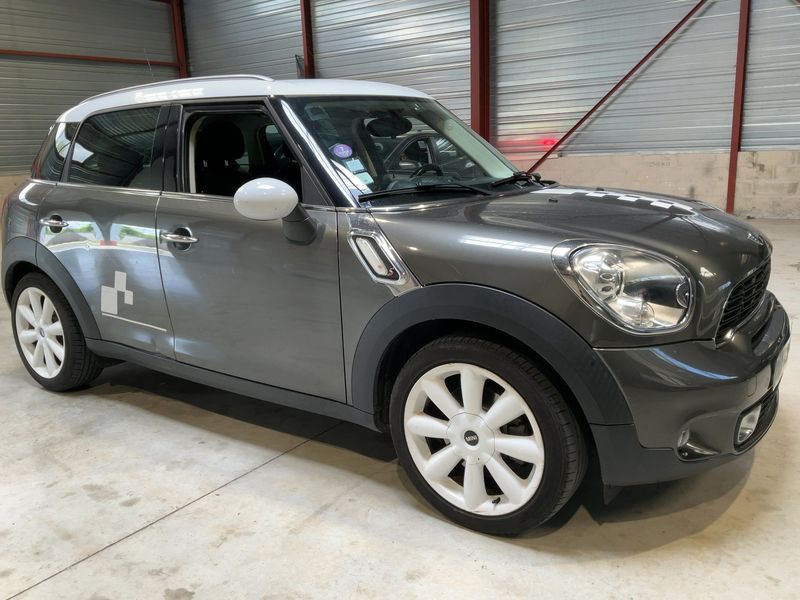 MINI Countryman Cooper S — zdjęcie 8