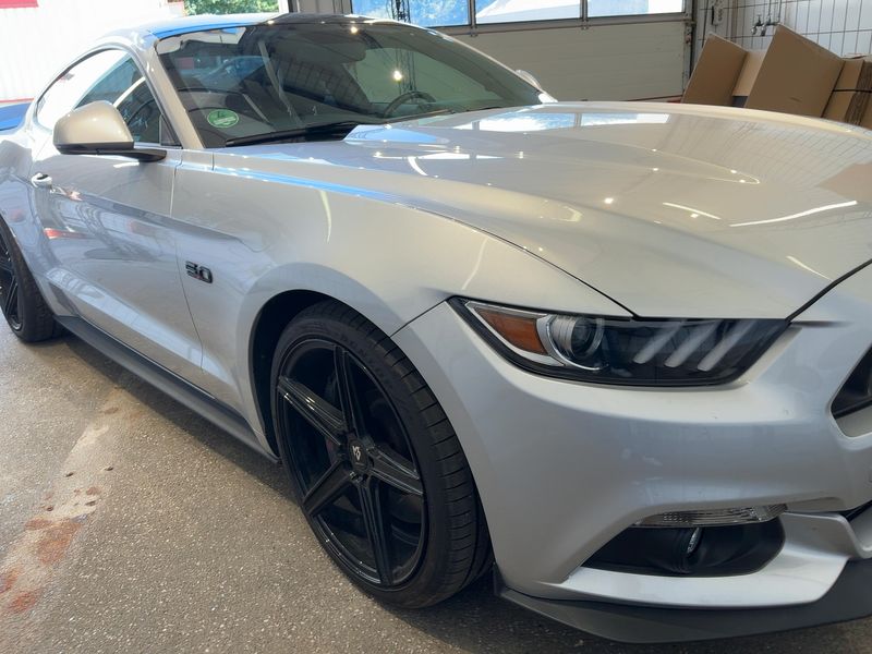 Ford Mustang 5.0 Ti-VCT V8 GT — zdjęcie 8