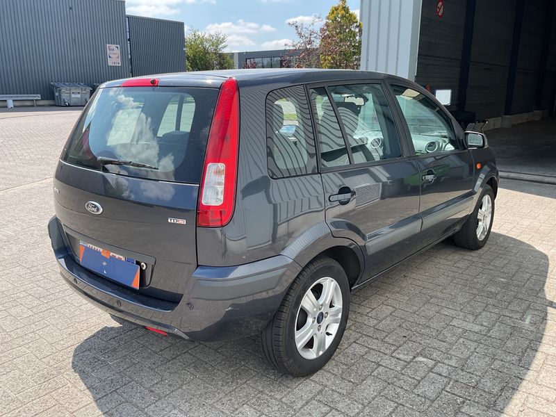 Ford Fusion 1.4 TDCi Elegance — zdjęcie 2