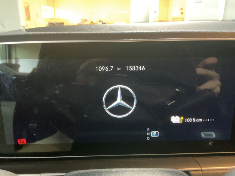 Mercedes-Benz GLE-Klasse GLE 350 de 4Matic AMG Line — zdjęcie 13