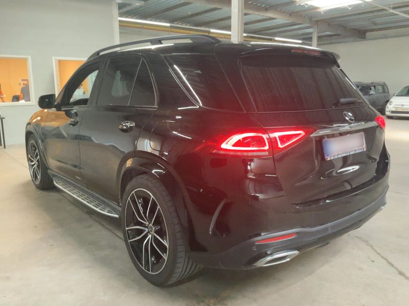 Mercedes-Benz GLE-Klasse GLE 350 de 4Matic AMG Line — zdjęcie 3