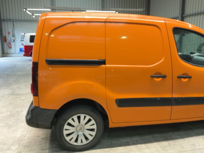 Citroen Berlingo electric drive 49 kW Niveau B L1 — zdjęcie 6