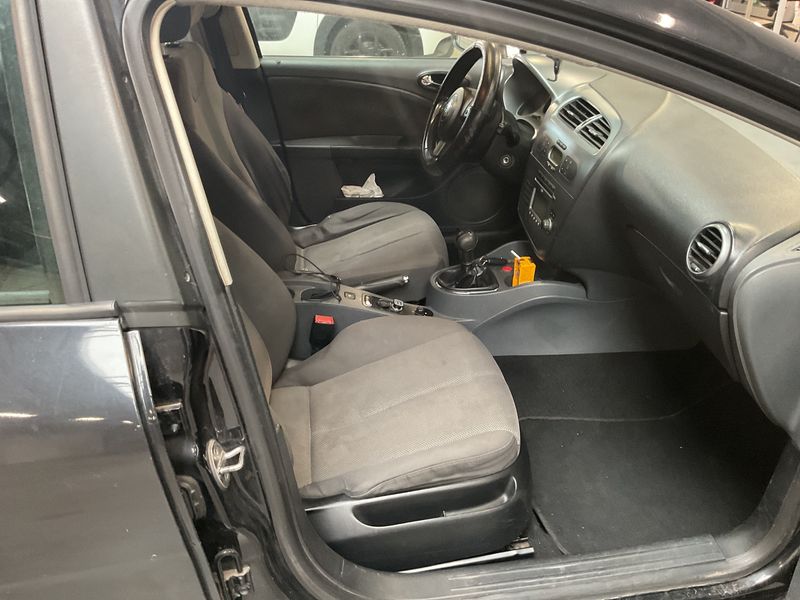 Seat Leon 1.6 Stylance / Style 2006 – снимка 3