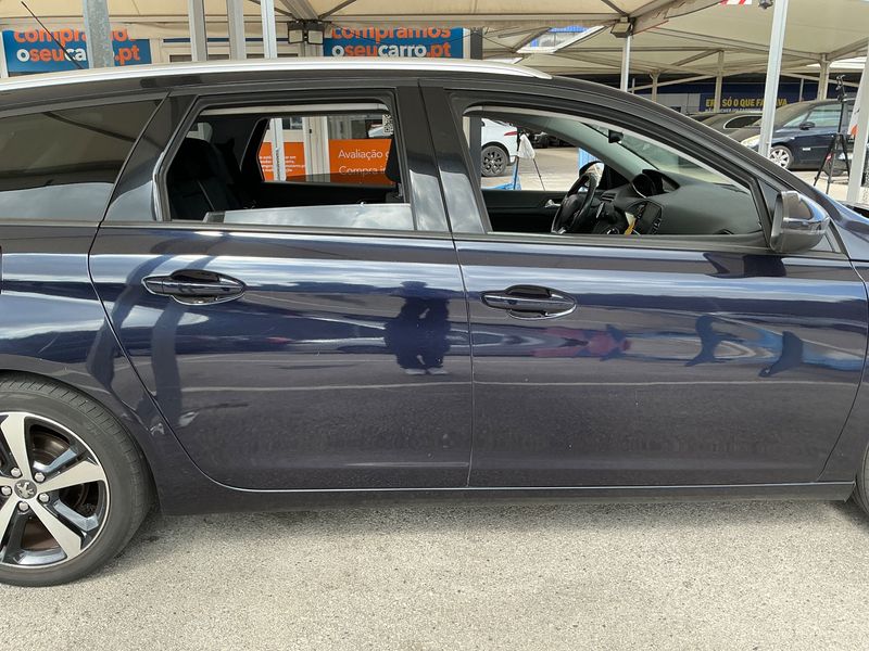 Peugeot 308 1.5 Blue-HDi Style — zdjęcie 7