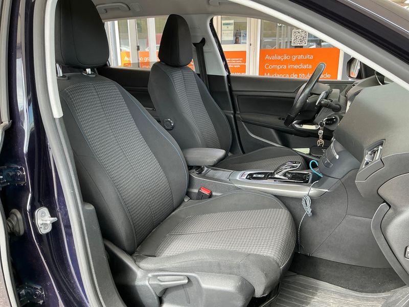 Peugeot 308 1.5 Blue-HDi Style — zdjęcie 11
