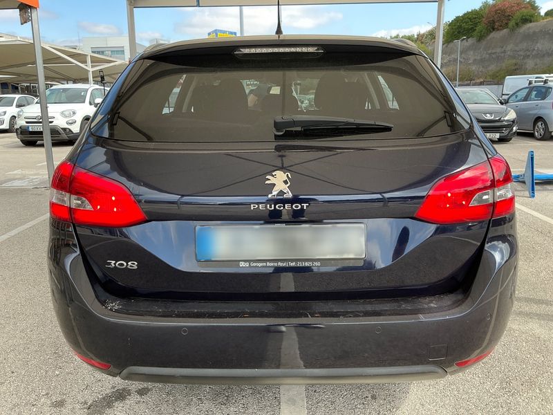 Peugeot 308 1.5 Blue-HDi Style — zdjęcie 5