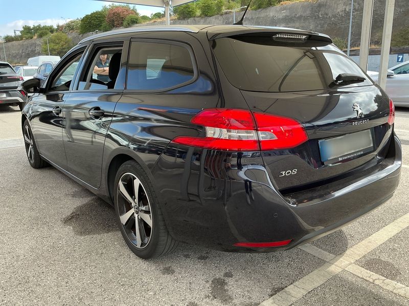 Peugeot 308 1.5 Blue-HDi Style — zdjęcie 3