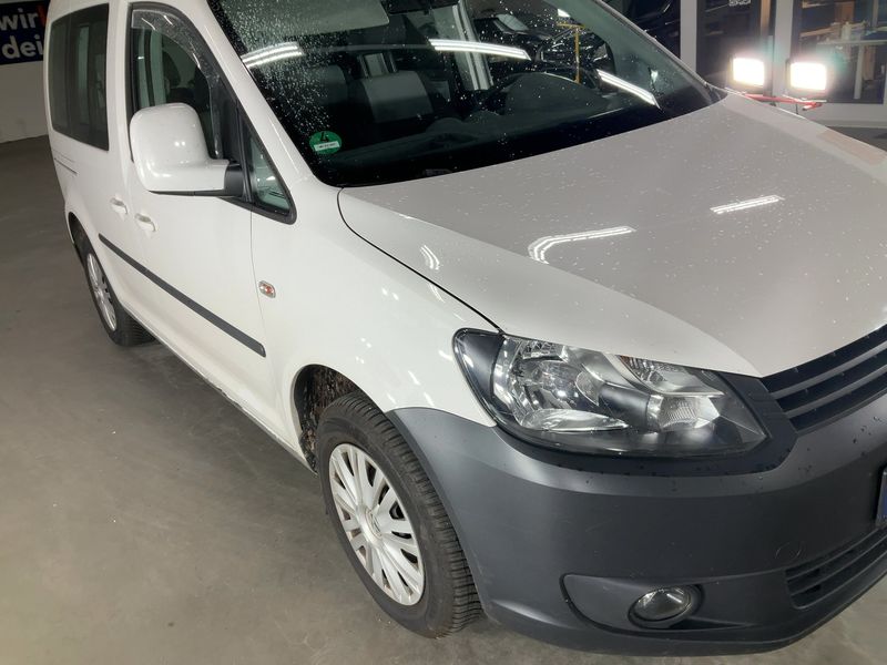 Volkswagen Caddy 2.0 EcoFuel Trendline 2011 – снимка 12