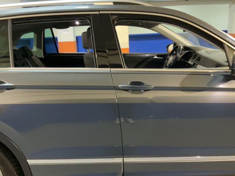 Volkswagen Tiguan 2.0 TDI Sport BlueMotion Tech — zdjęcie 7