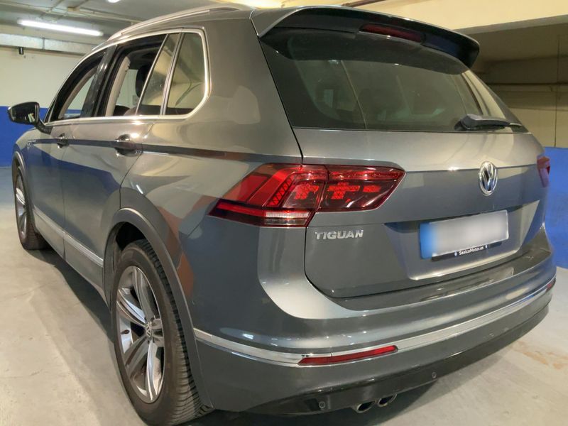 Volkswagen Tiguan 2.0 TDI Sport BlueMotion Tech — zdjęcie 3