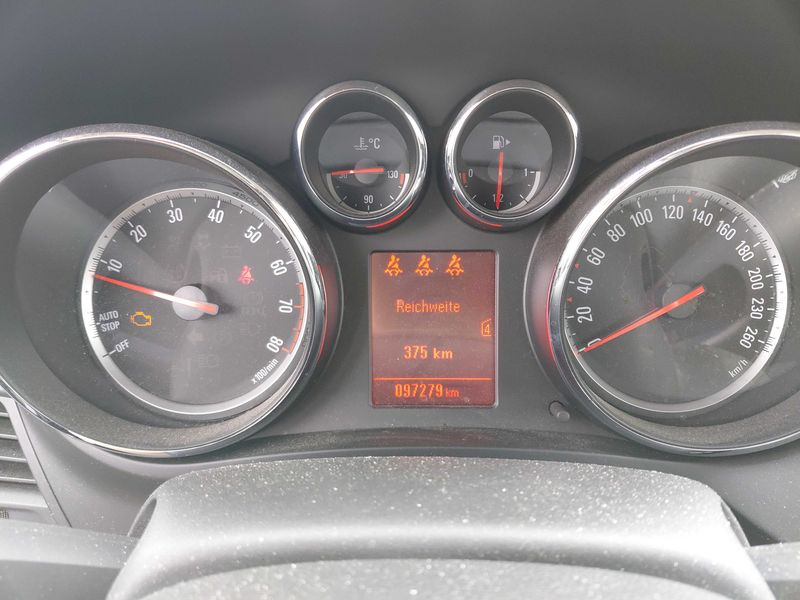 Opel Zafira Tourer 1.4 Turbo Selection — zdjęcie 12