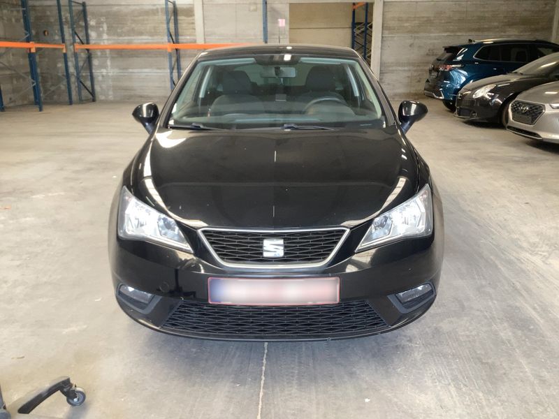 Seat Ibiza 1.6 TDI Stylance / Style 2014 – снимка 14