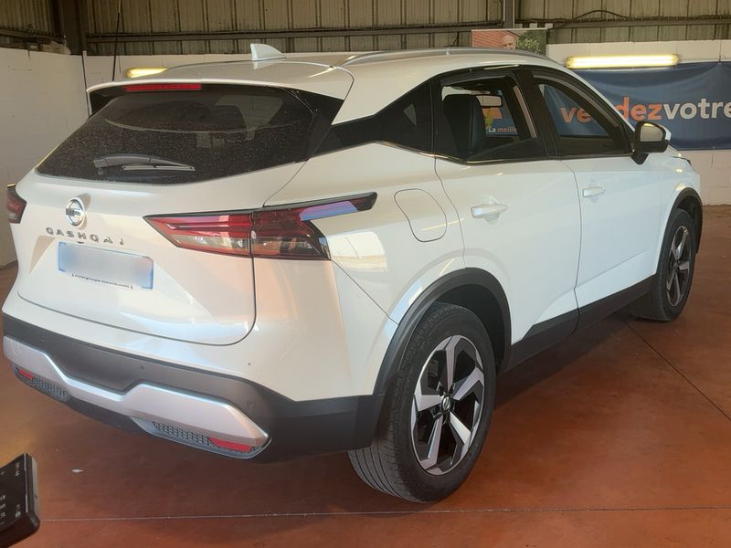 Nissan Qashqai 1.3 DIG-T Mild-Hybrid Tekna — zdjęcie 6