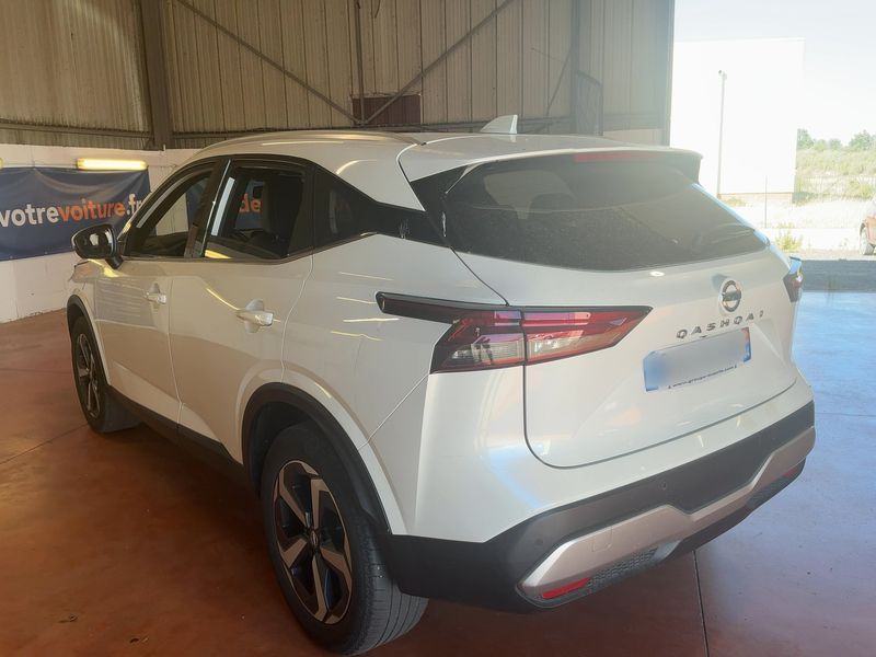 Nissan Qashqai 1.3 DIG-T Mild-Hybrid Tekna — zdjęcie 3