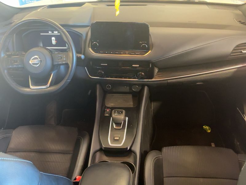 Nissan Qashqai 1.3 DIG-T Mild-Hybrid Tekna — zdjęcie 12
