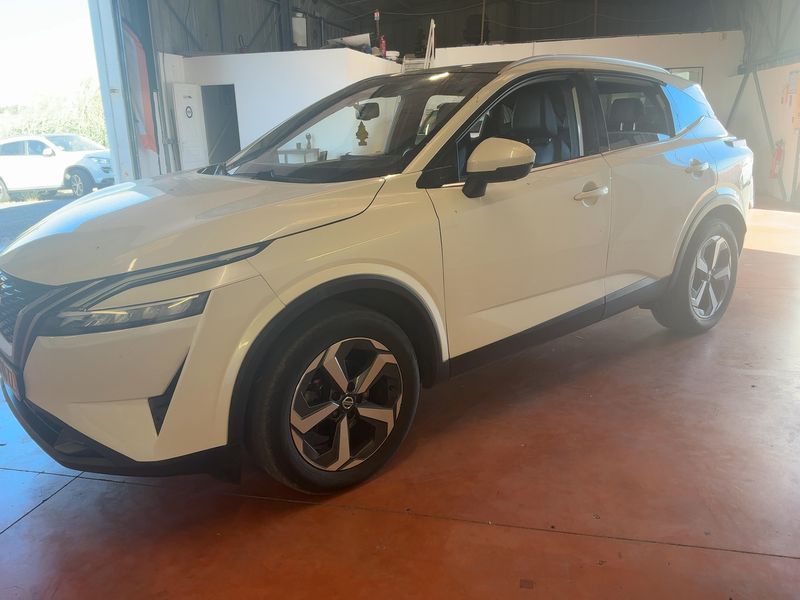 Nissan Qashqai 1.3 DIG-T Mild-Hybrid Tekna — zdjęcie 2