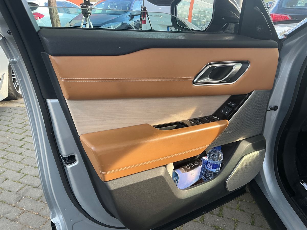 Land Rover 2017 — photo 34