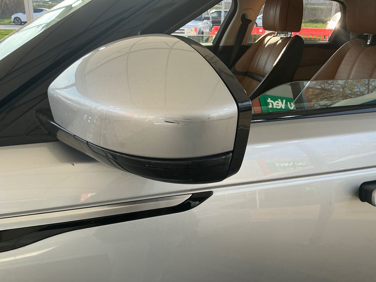 Land Rover 2017 — photo 37