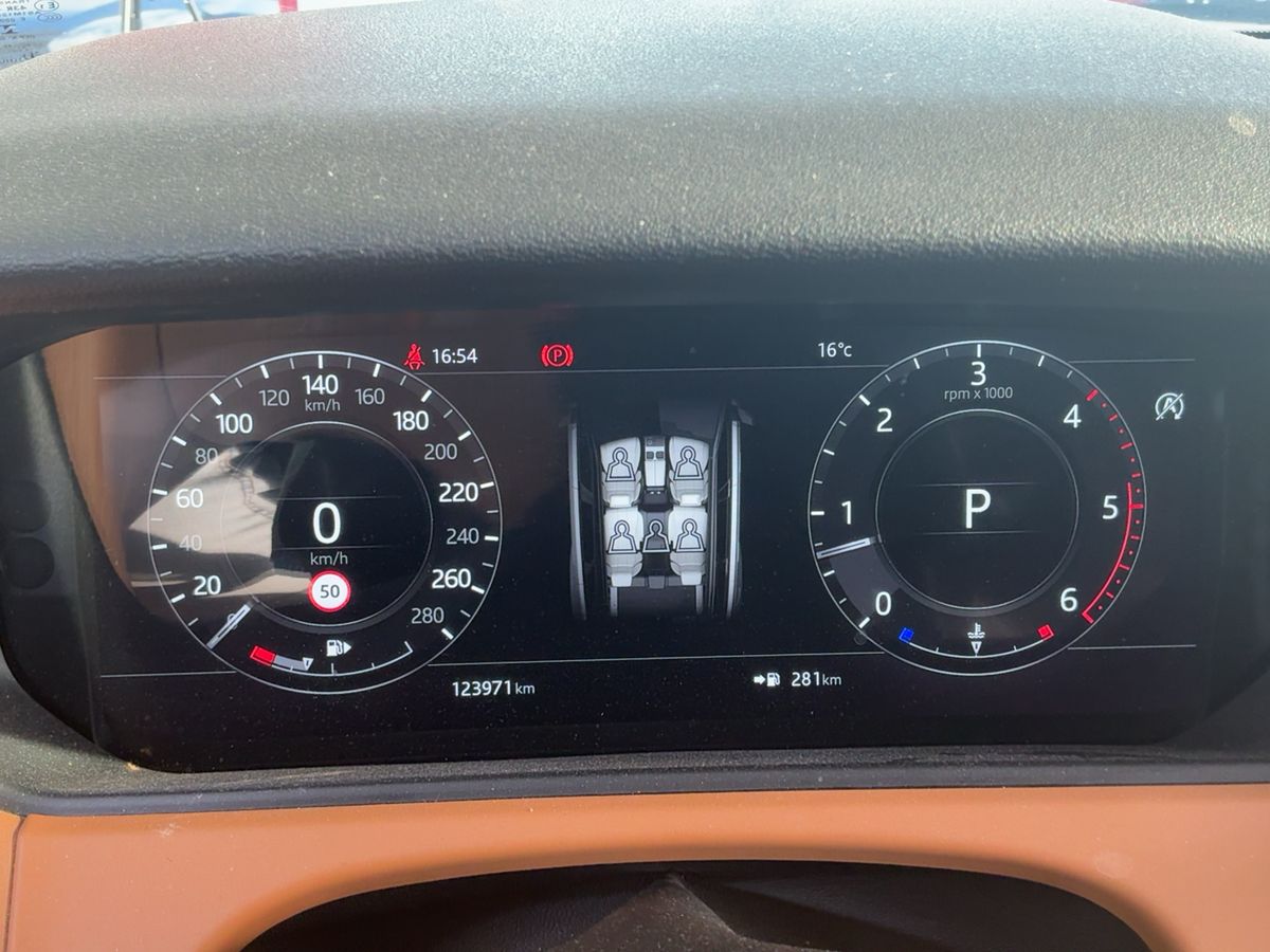 Land Rover 2017 — photo 19