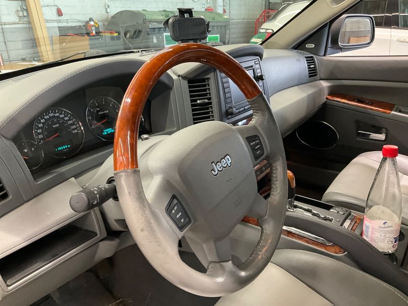 Jeep Grand Cherokee 5.7 V8 HEMI Overland 2007 – снимка 27