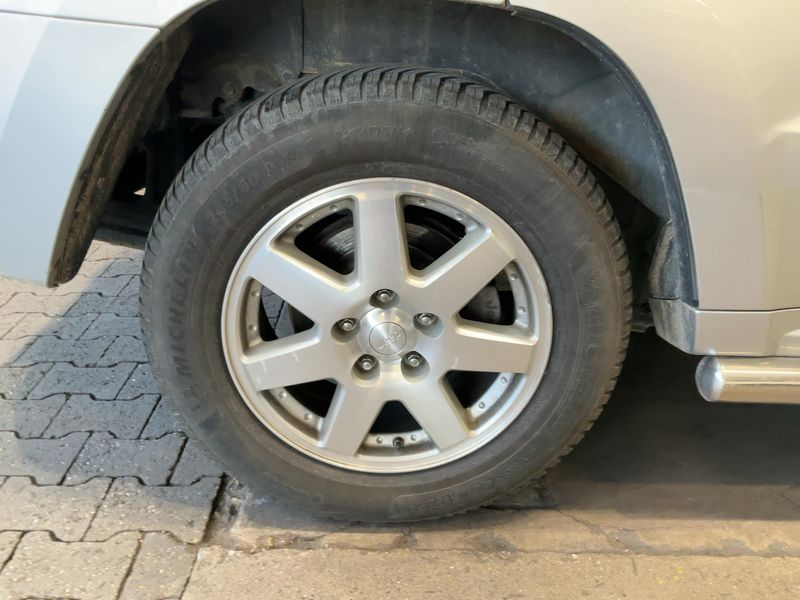 Jeep Grand Cherokee 5.7 V8 HEMI Overland 2007 – снимка 9