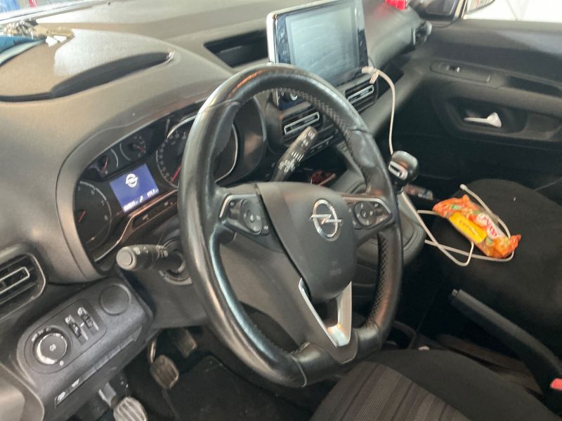 Opel Combo Life 1.2 Turbo Edition 2021 – снимка 24
