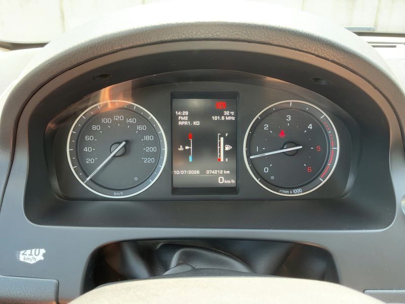 Land Rover Freelander 2.2 Td4 SE — zdjęcie 13