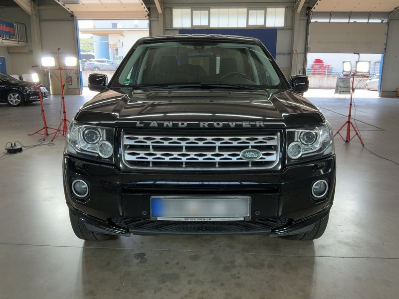 Land Rover Freelander 2.2 Td4 SE — zdjęcie 9