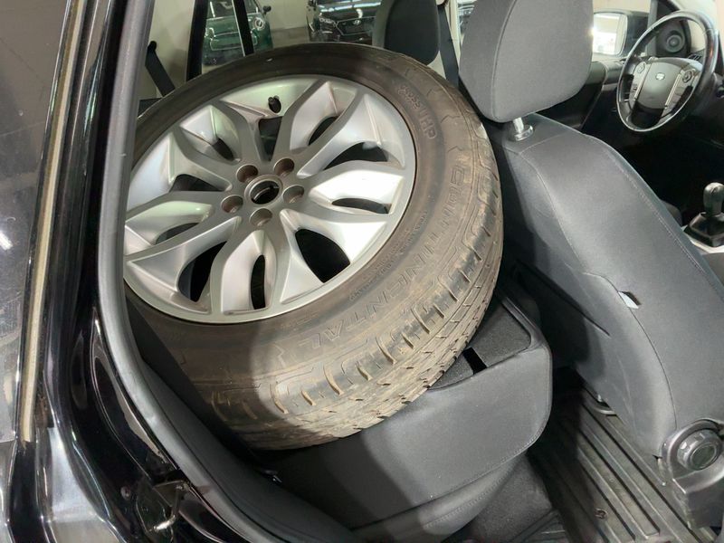 Land Rover Freelander 2.2 Td4 SE — zdjęcie 14