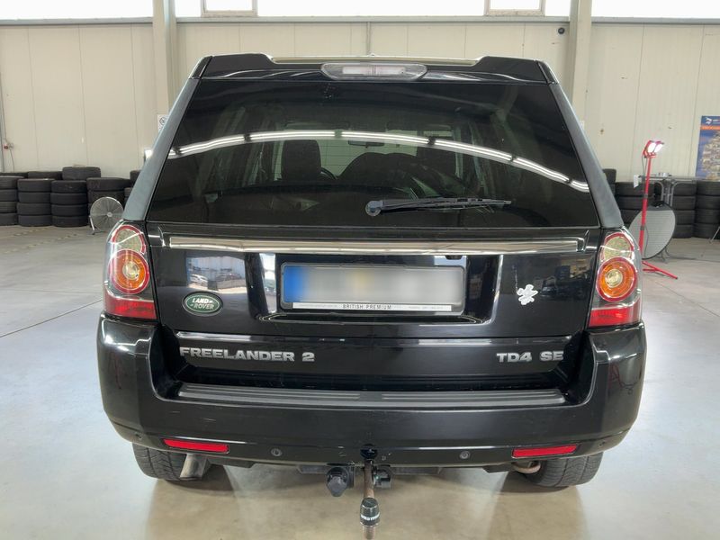 Land Rover Freelander 2.2 Td4 SE — zdjęcie 5