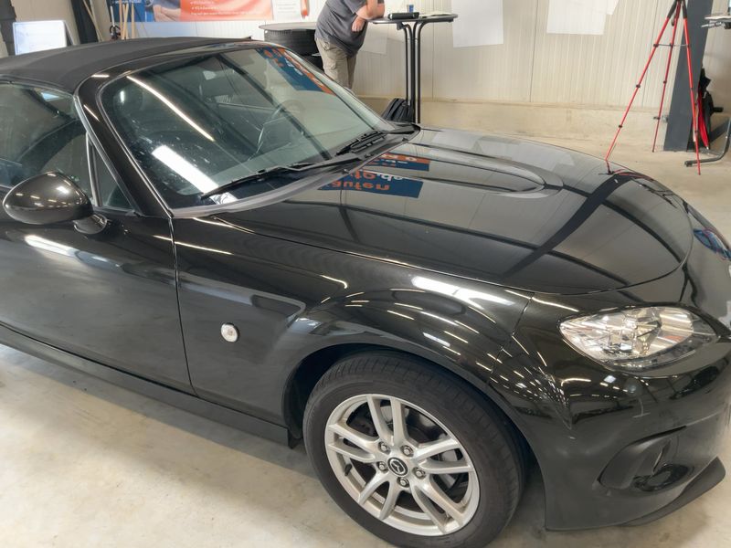 Mazda MX-5 1.8 Center-Line — zdjęcie 8