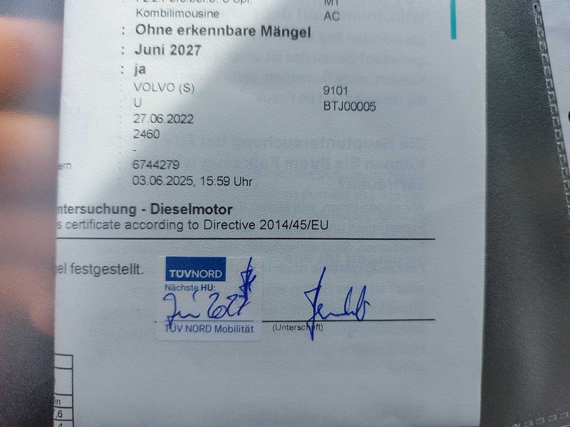 Volvo XC60 2.0 B4 Mild-Hybrid Inscription 2WD — zdjęcie 17
