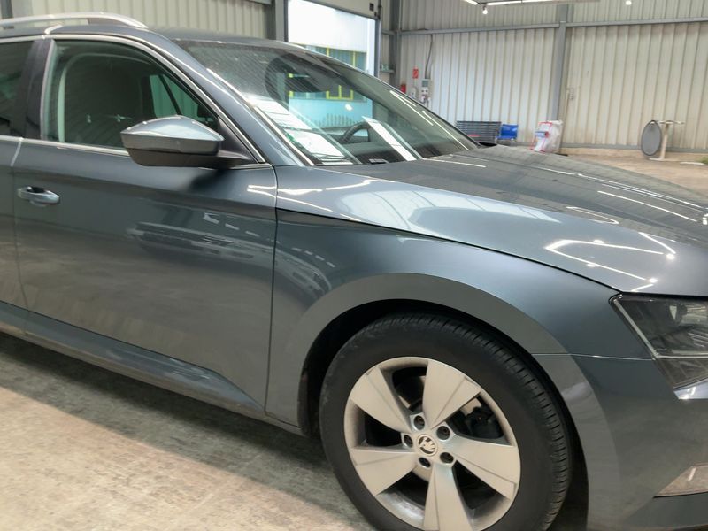 Skoda Superb 2.0 TDI Style — zdjęcie 8