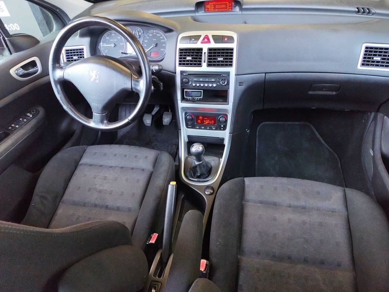 Peugeot 307 1.6 HDi SW Pack + — zdjęcie 11