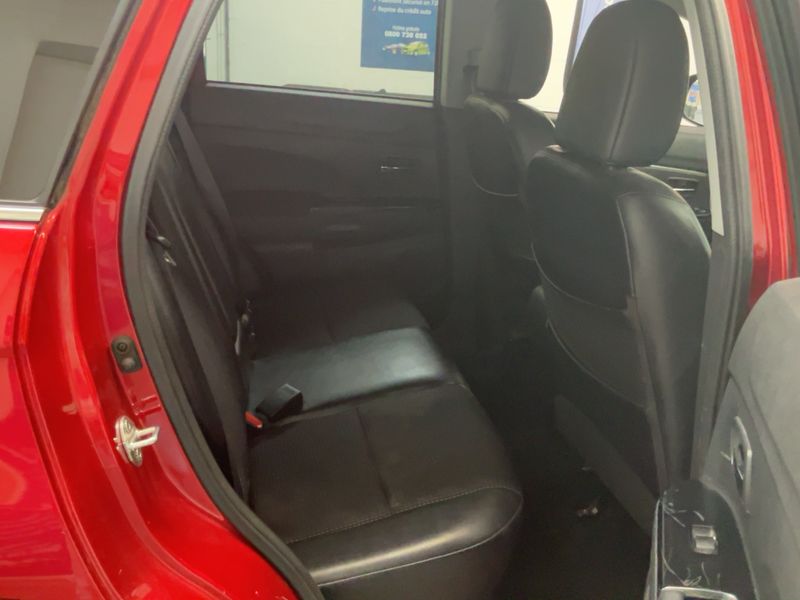 Peugeot 4008 1.8 HDi — zdjęcie 14