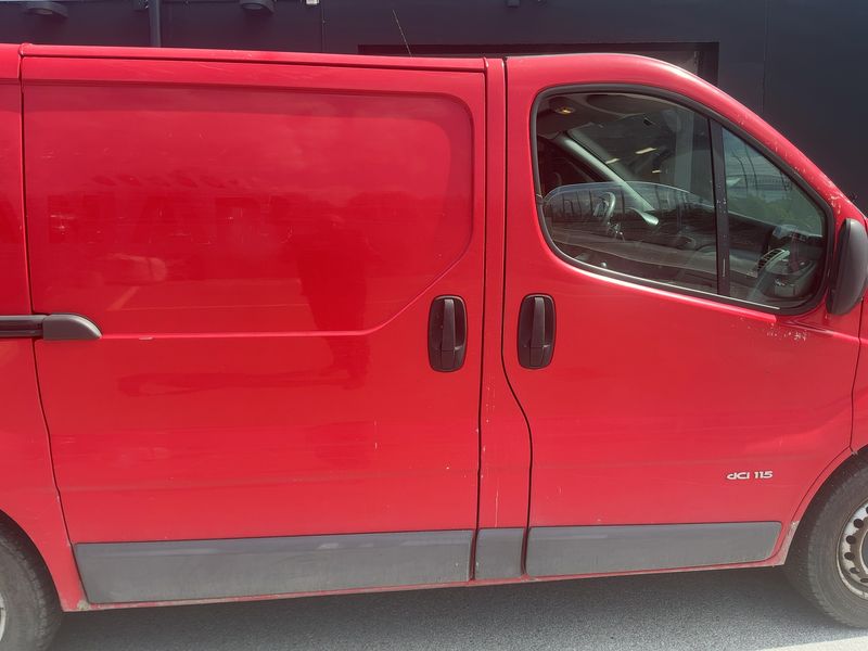 Nissan Primastar 2.0 dCi Kasten L1H1 2.7t — zdjęcie 7