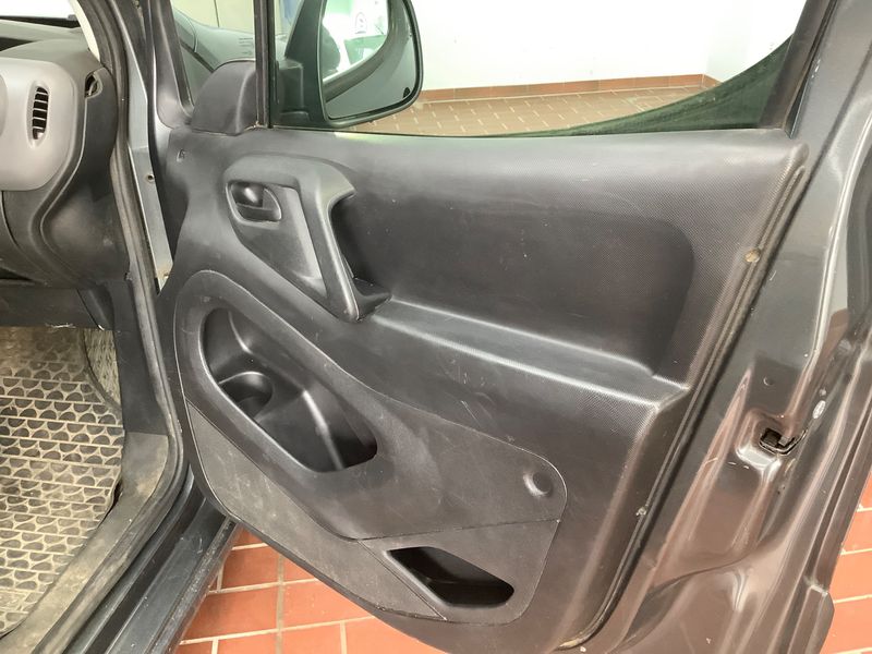 Citroen Berlingo 1.6 HDi Business L1 2015 – снимка 33