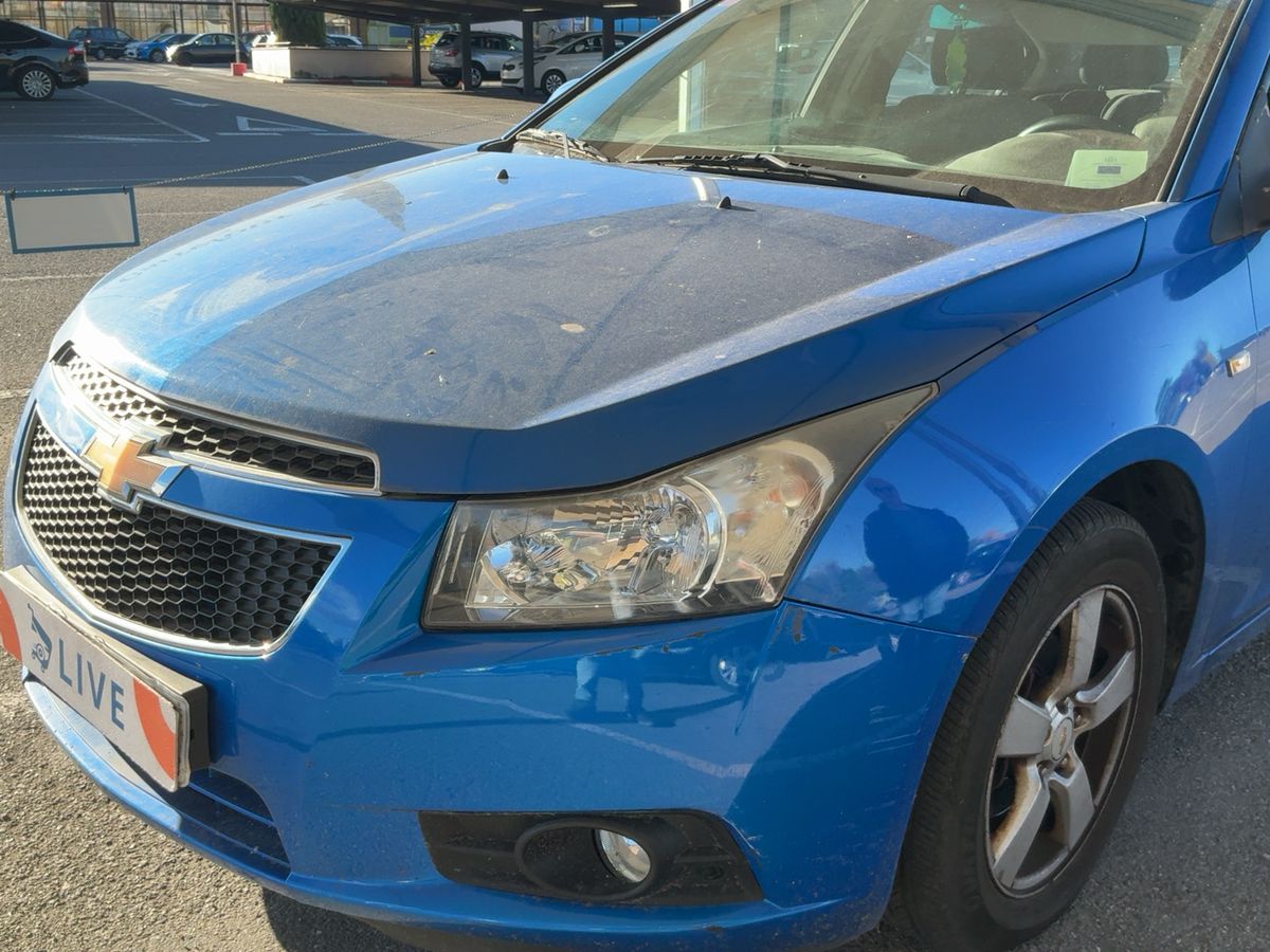 Chevrolet Cruze 1.6 LS+