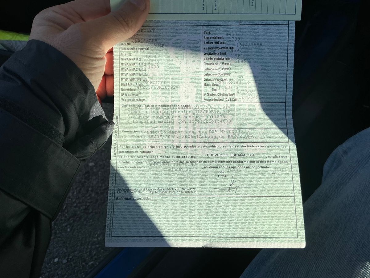 Chevrolet Cruze 1.6 LS+