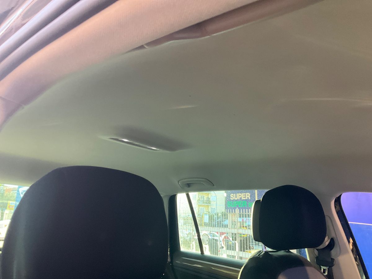 Volkswagen Tiguan 2020 — photo 37