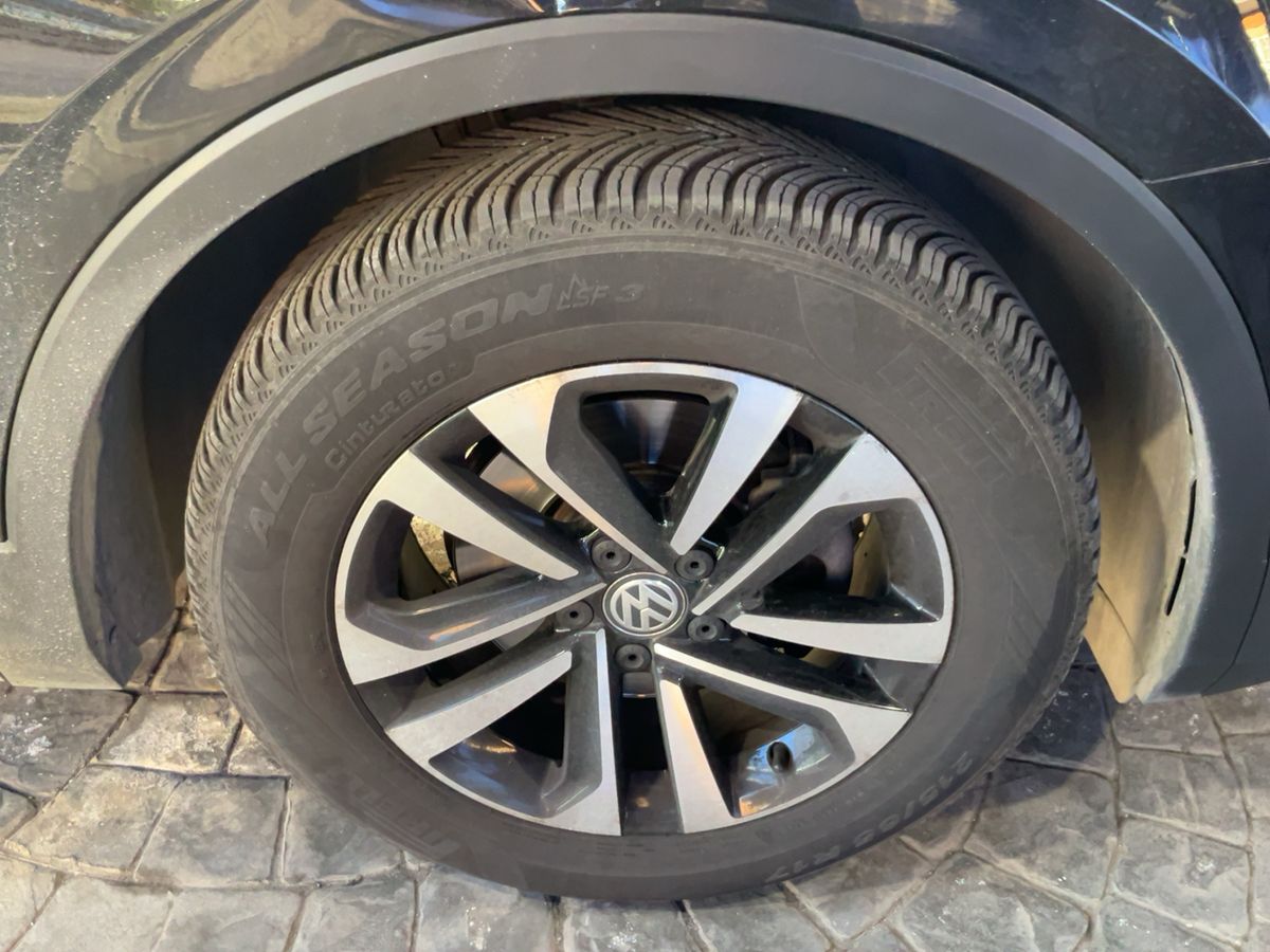 Volkswagen Tiguan 2020 — photo 12
