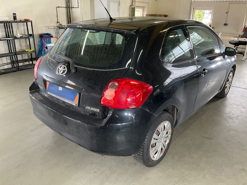 Toyota Auris 1.6 Sol 2007 – снимка 2