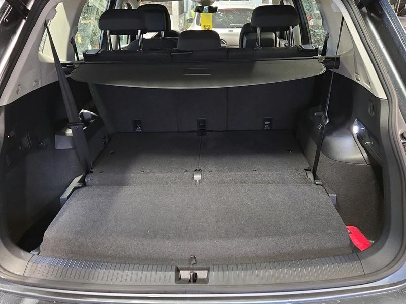 Volkswagen Tiguan Allspace 1.5 TSI ACT Life — zdjęcie 17