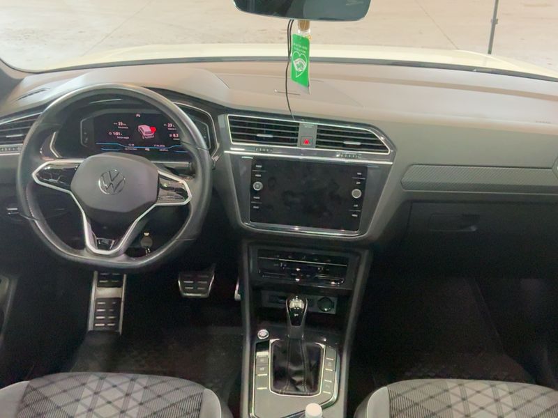Volkswagen Tiguan 2.0 TDI R-Line 2022 – снимка 17