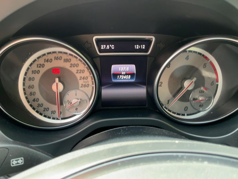Mercedes-Benz CLA-Klasse CLA 180 d Shooting Brake Urban — zdjęcie 13