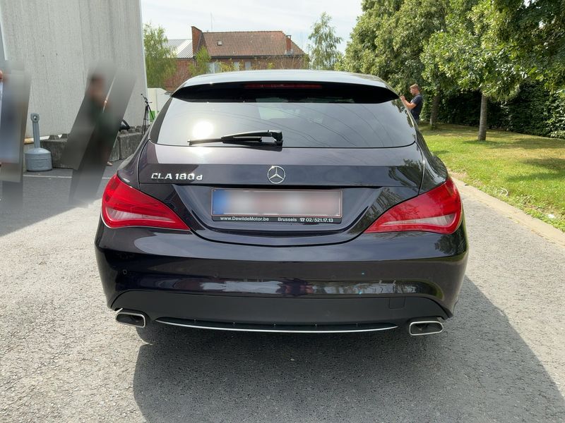 Mercedes-Benz CLA-Klasse CLA 180 d Shooting Brake Urban — zdjęcie 5