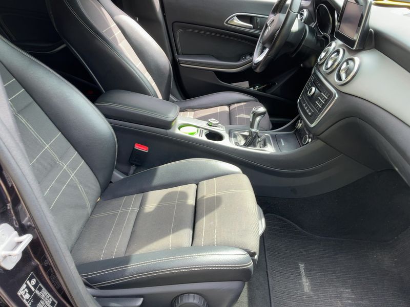Mercedes-Benz CLA-Klasse CLA 180 d Shooting Brake Urban — zdjęcie 11
