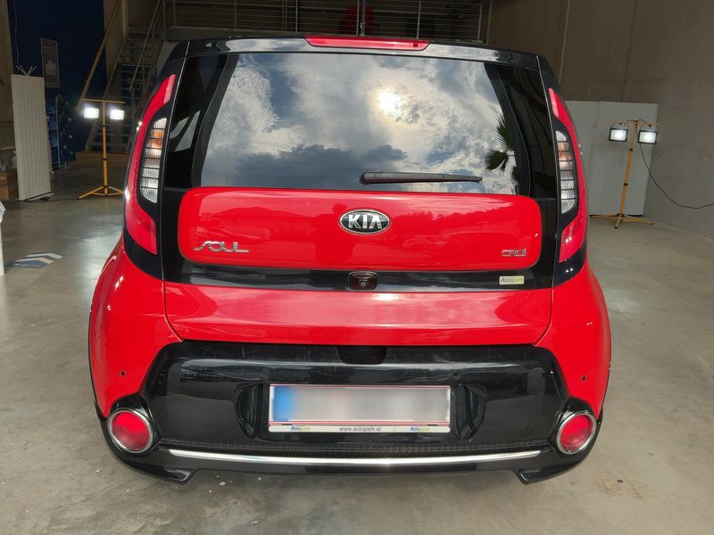 Kia Soul 1.6 CRDi 20 Jahre Edition — zdjęcie 5