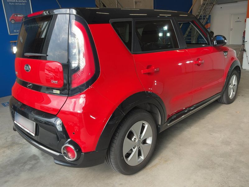 Kia Soul 1.6 CRDi 20 Jahre Edition — zdjęcie 6